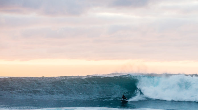 Algarve: 3 meter+ waves with 18 seconds swell portugal big wave