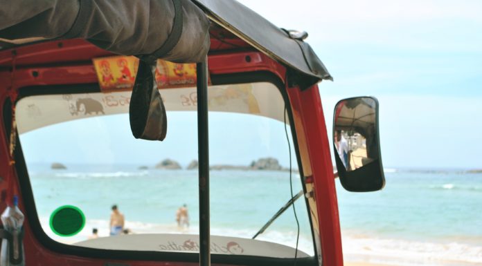 Visa for Sri Lanka from April no longer necessary for EU citizen surfing sri lanka