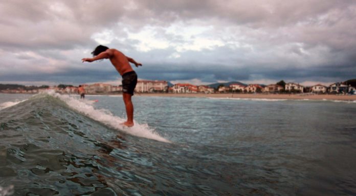 The 12 best longboard surf spots in France Hendaye longboard
