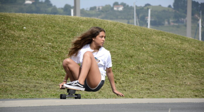 Surfskate: the skateboard for surfers surfskate