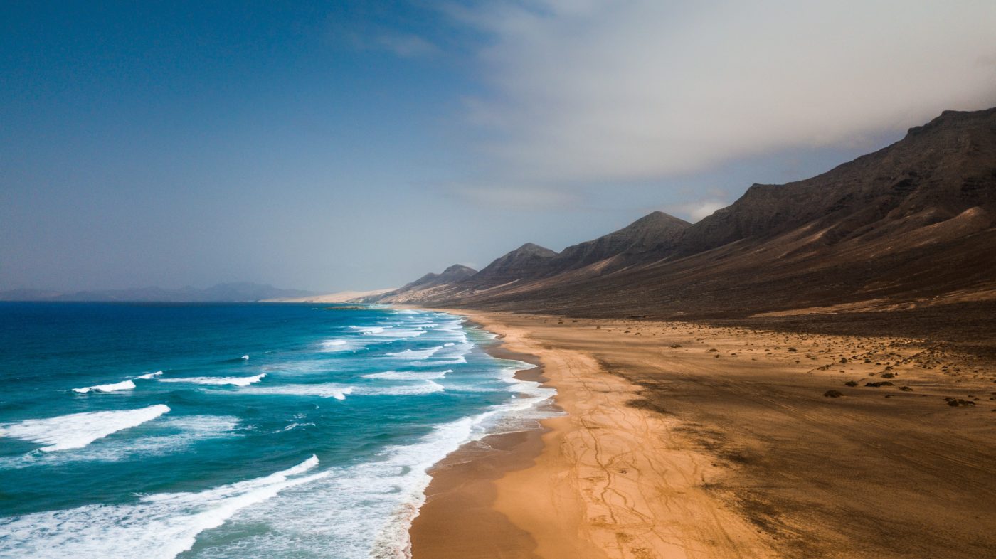 surfing fuerteventura