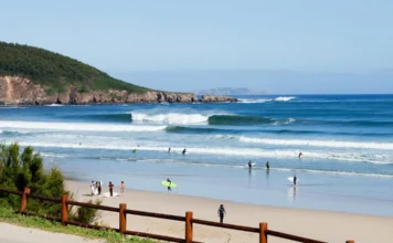 6 cool surf spots in the north of Spain near Bilbao northern spain razo surf