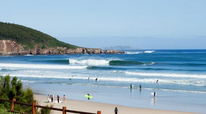 6 cool surf spots in the north of Spain near Bilbao northern spain razo surf