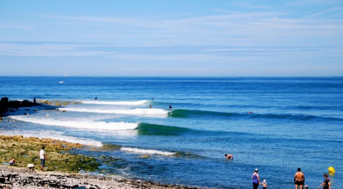 Discover the surf potential of Normandy in this new Surf Guide. surf normany yport