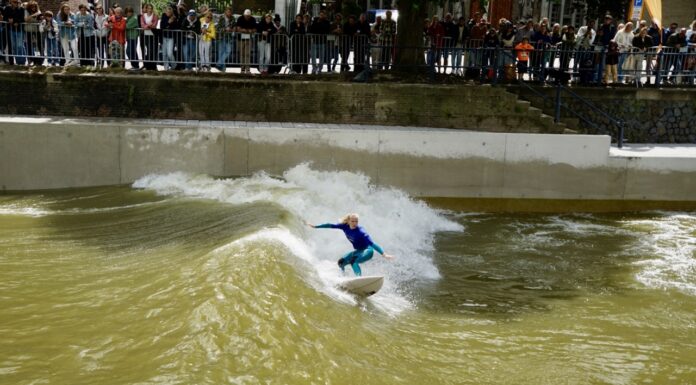 What is the cost of a one-hour surf session in a wave pool? wavepools europe