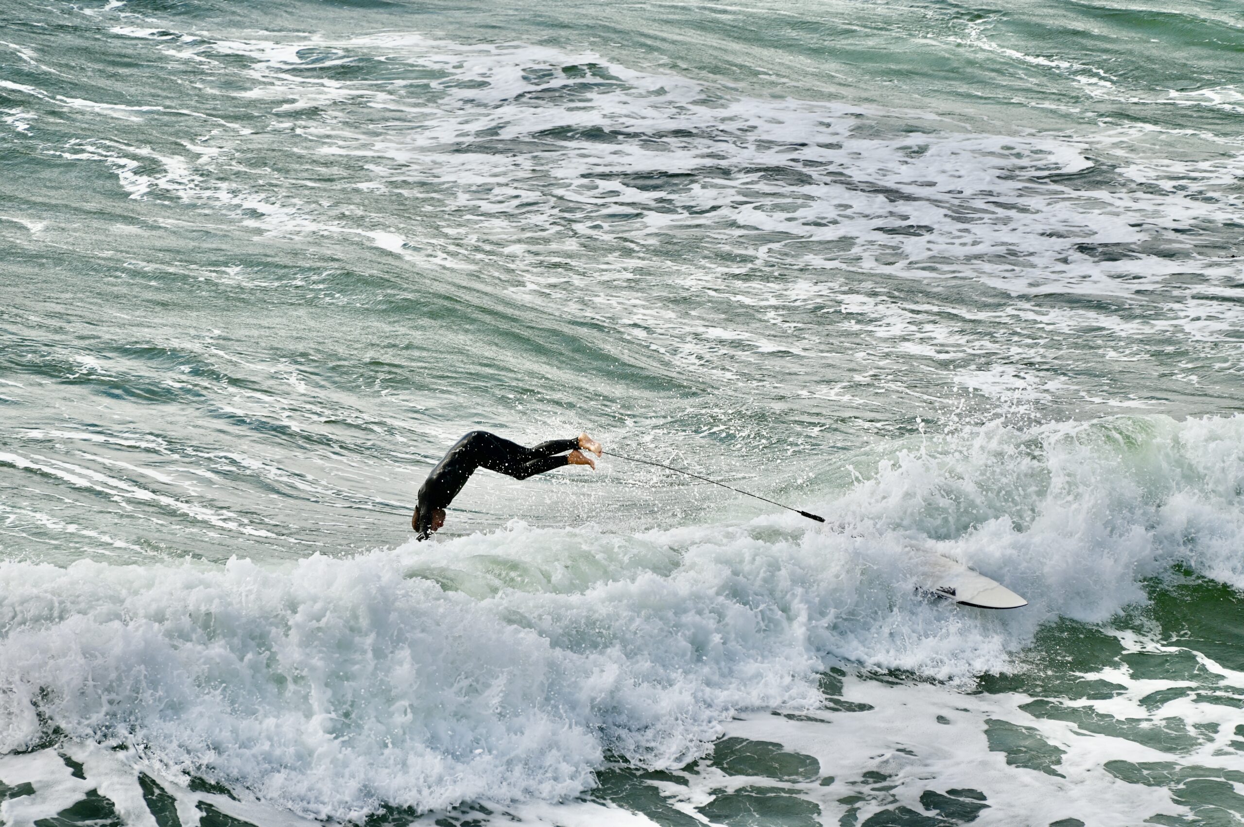 Patagonia Regulator 3/2 during a surf session in Ireland